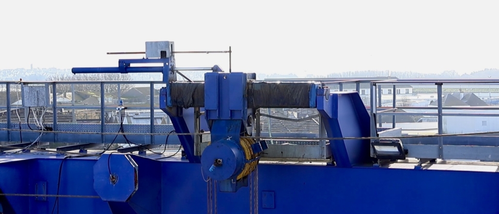 Maintenance d'un moufle de levage pour l'élévateur à bateau "Keroman" de notre client SEM Keroman.